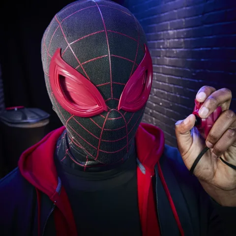 MARVEL LEGENDS SERIES SPIDER-MAN MILES MORALES ELECTRONIC EXPRESSIVE MASK (10)