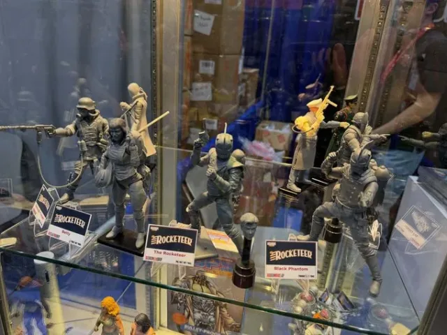 sdcc bbts longbox heroes