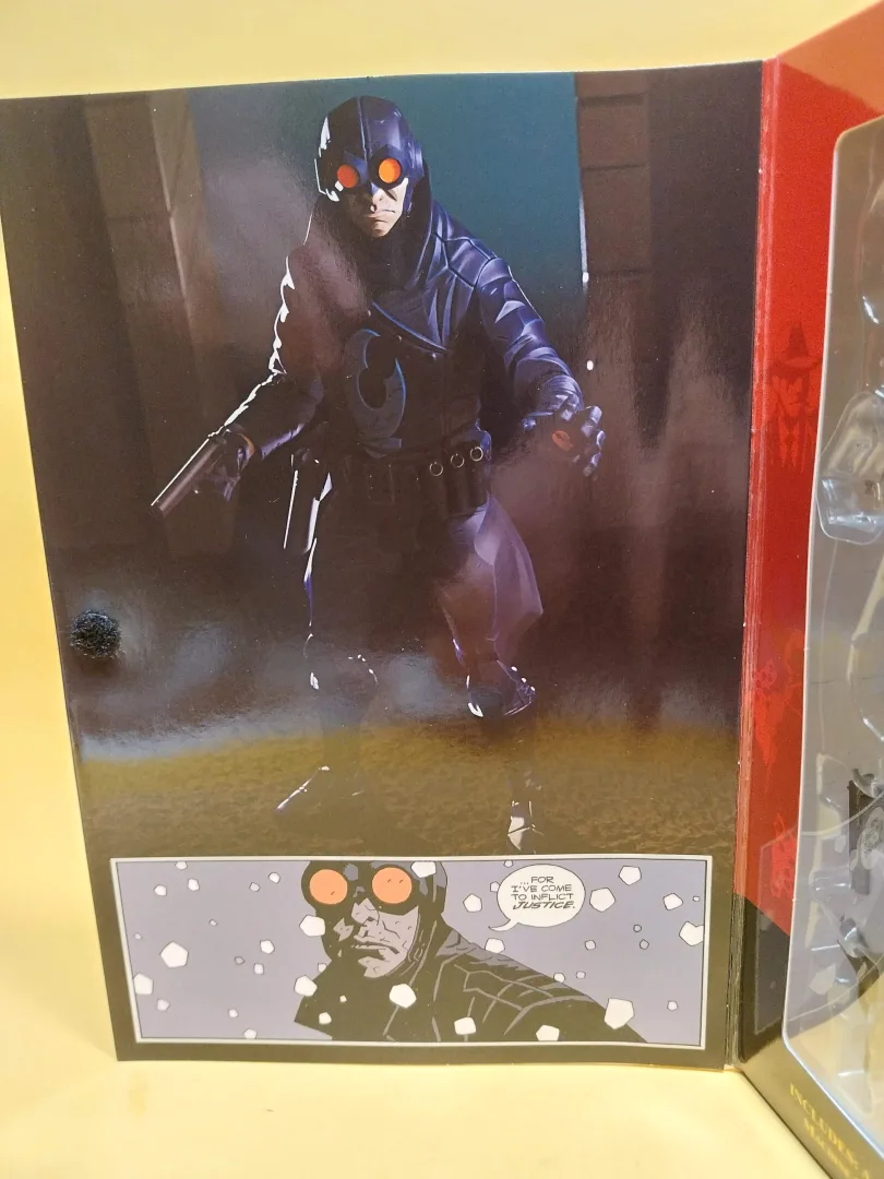 hellboy-boss-fight-studio-lobster-johnson3